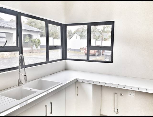 2 BEDROOM CLUSTER RENTED IN RANDPARK RIDGE